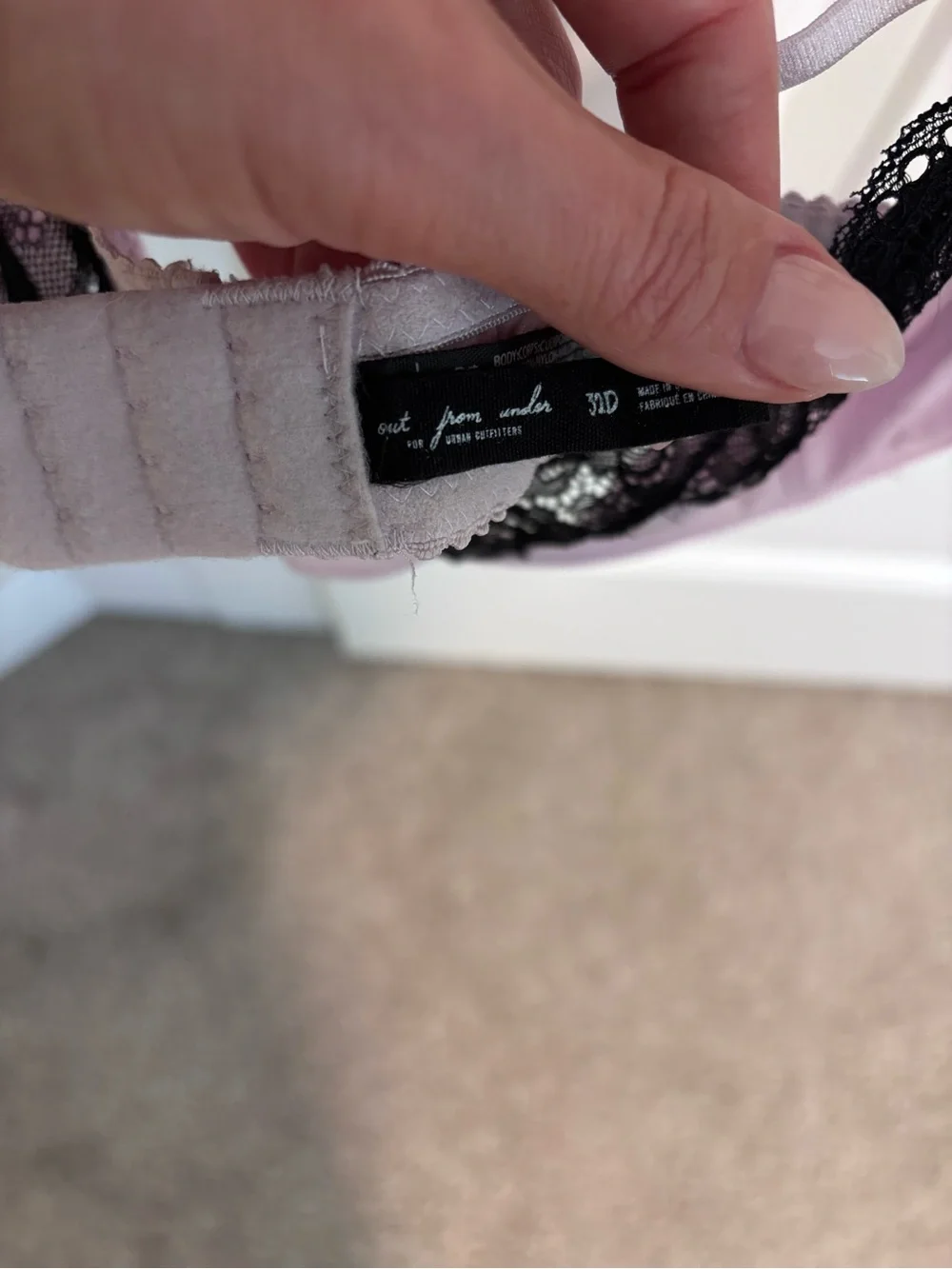 Lace Trim Underwire Bra - Light Lavender with Black Lace 32D
